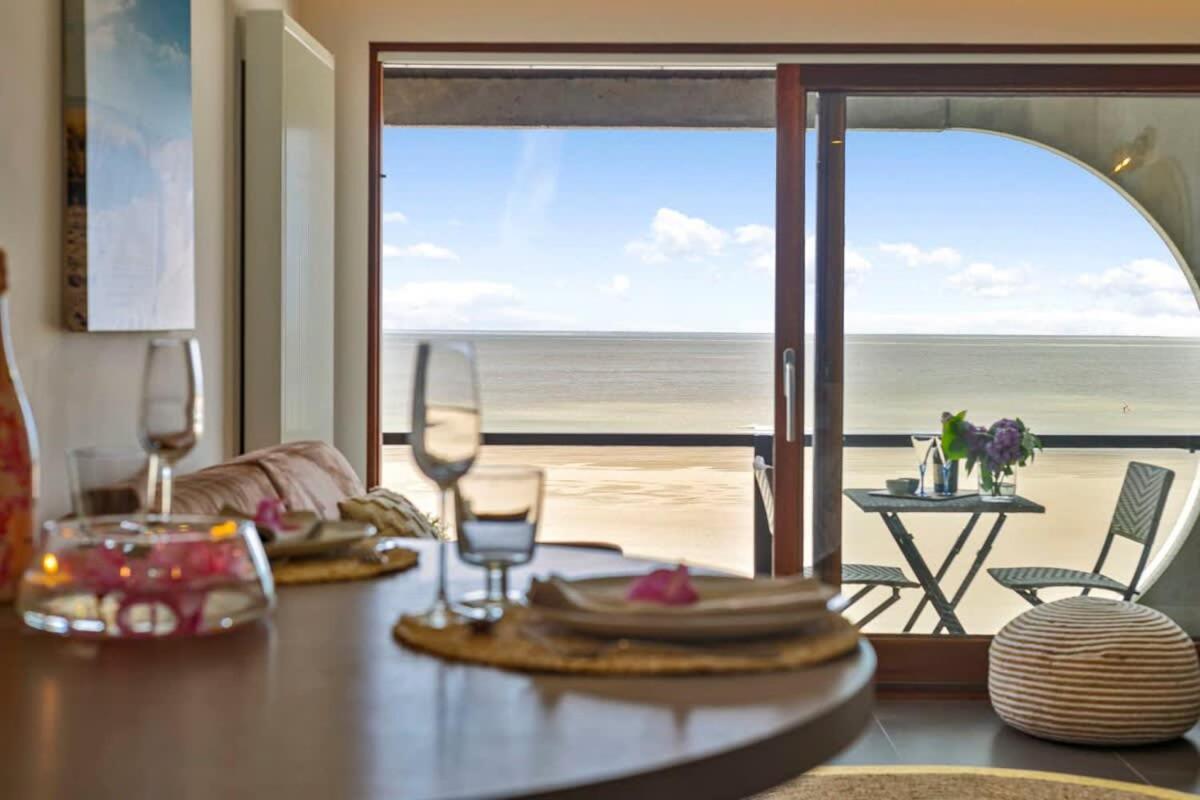 Huswell - Studio With Great Sea View On Terrace Knokke-Le-Zoute Extérieur photo